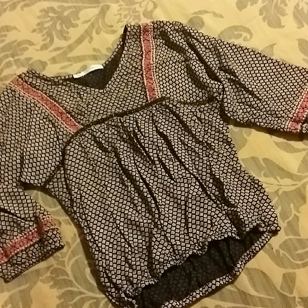 Super cute MAURICES boho style top sz. S